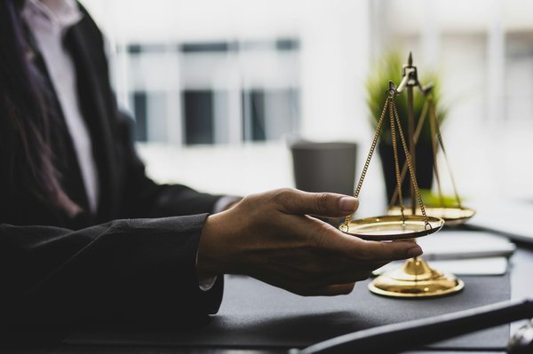 Lebot avocat pour bénéficier d'une expertise juridique lors des litiges avec votre banque